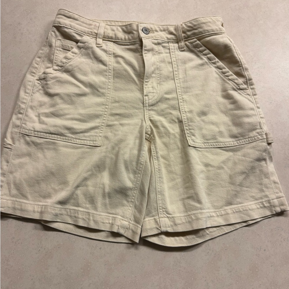 American Eagle Outfitters White Cargo Shorts